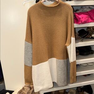entro Colorblock Cowlneck Sweater in Camel, Cream & Light Gray